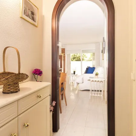 Maritim Ancora Red 1st Line Wifi Апартаменты *