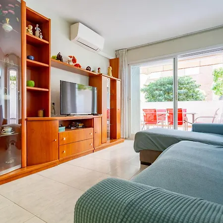 Fmp Ancora Red 1st Line Apartment *